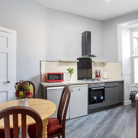 Stunning 2-Bed Apartment In Central EDI Buitenkant foto